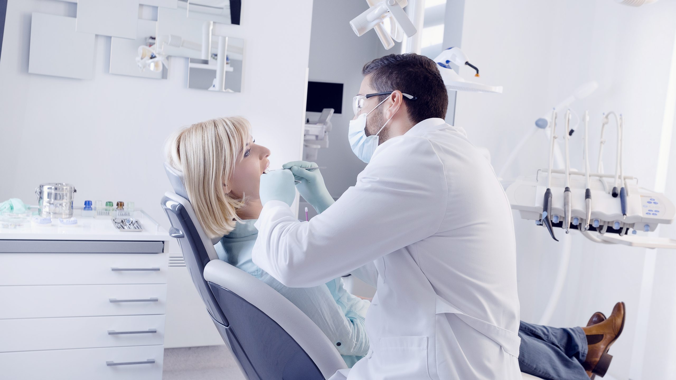 Dentist in El Paso, IL